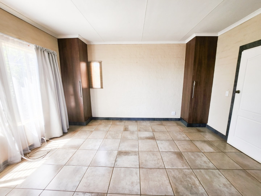 3 Bedroom Property for Sale in Wilkoppies North West